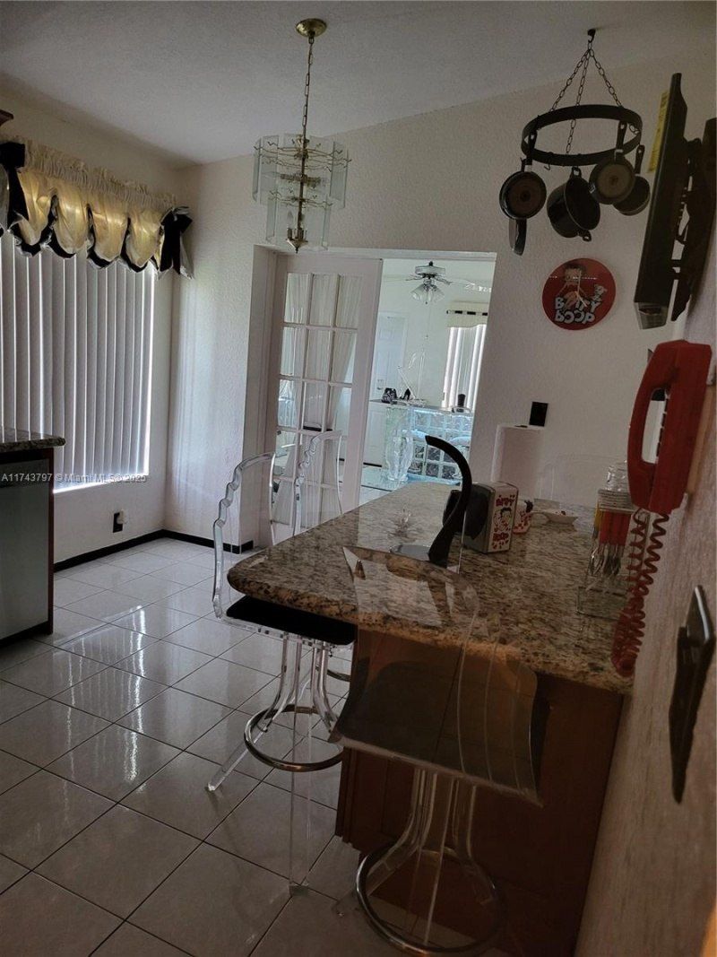6771 NW 199th Ter, Hialeah, FL 33015 Photo