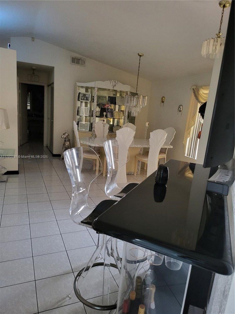 6771 NW 199th Ter, Hialeah, FL 33015 Photo