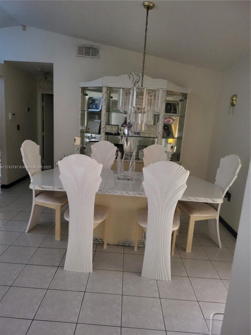 6771 NW 199th Ter, Hialeah, FL 33015 Photo