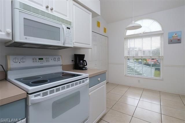 4925 Sandra Bay Dr, Unit 201, Naples, FL 34109 Photo