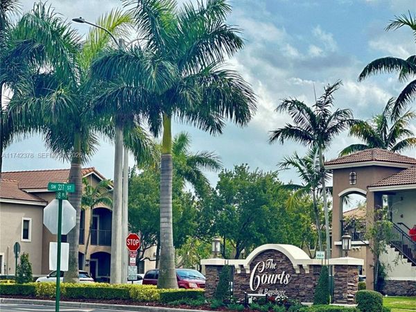 22441 SW 88th Pl, Unit 301-5, Cutler Bay, FL 33190