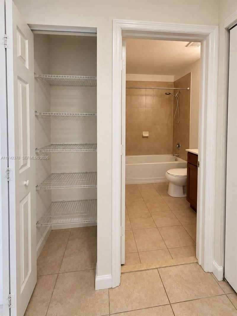 22441 SW 88th Pl, Unit 301-5, Cutler Bay, FL 33190 Photo
