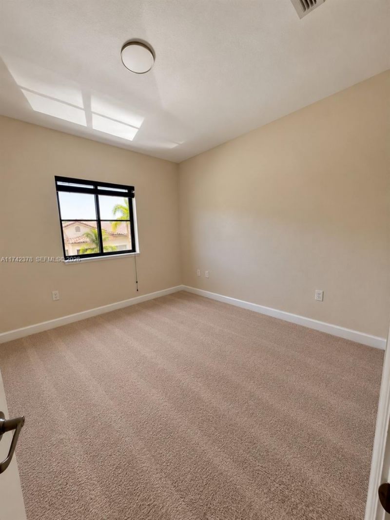 22441 SW 88th Pl, Unit 301-5, Cutler Bay, FL 33190 Photo