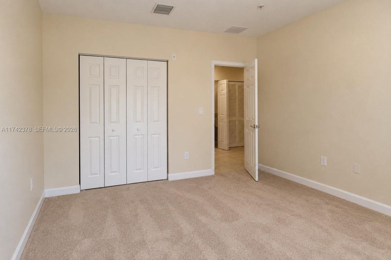22441 SW 88th Pl, Unit 301-5, Cutler Bay, FL 33190 Photo