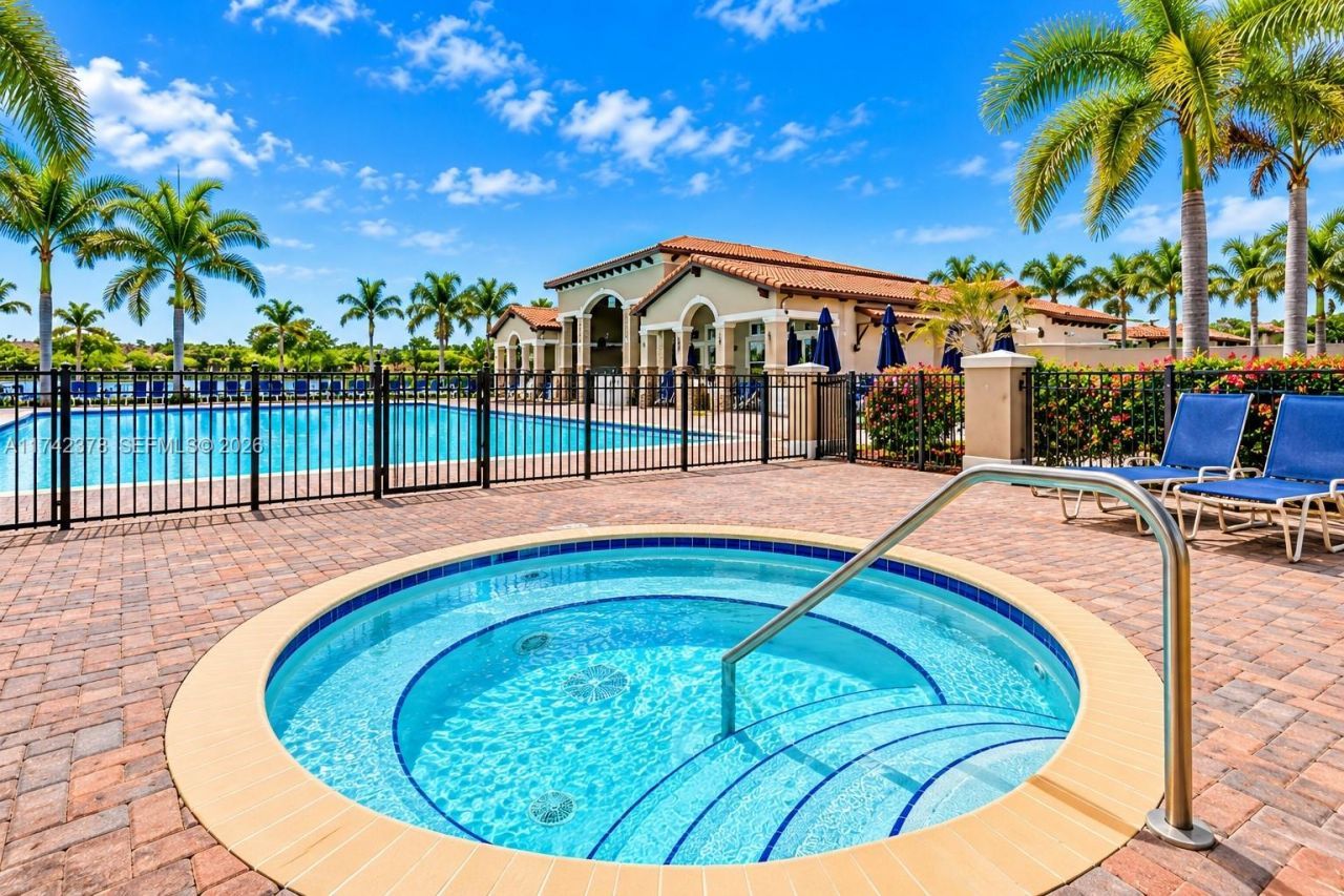 22441 SW 88th Pl, Unit 301-5, Cutler Bay, FL 33190 Photo