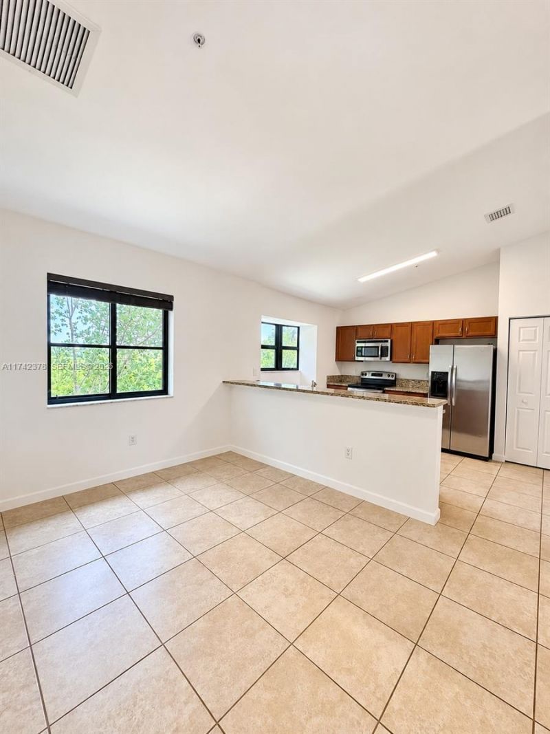 22441 SW 88th Pl, Unit 301-5, Cutler Bay, FL 33190 Photo