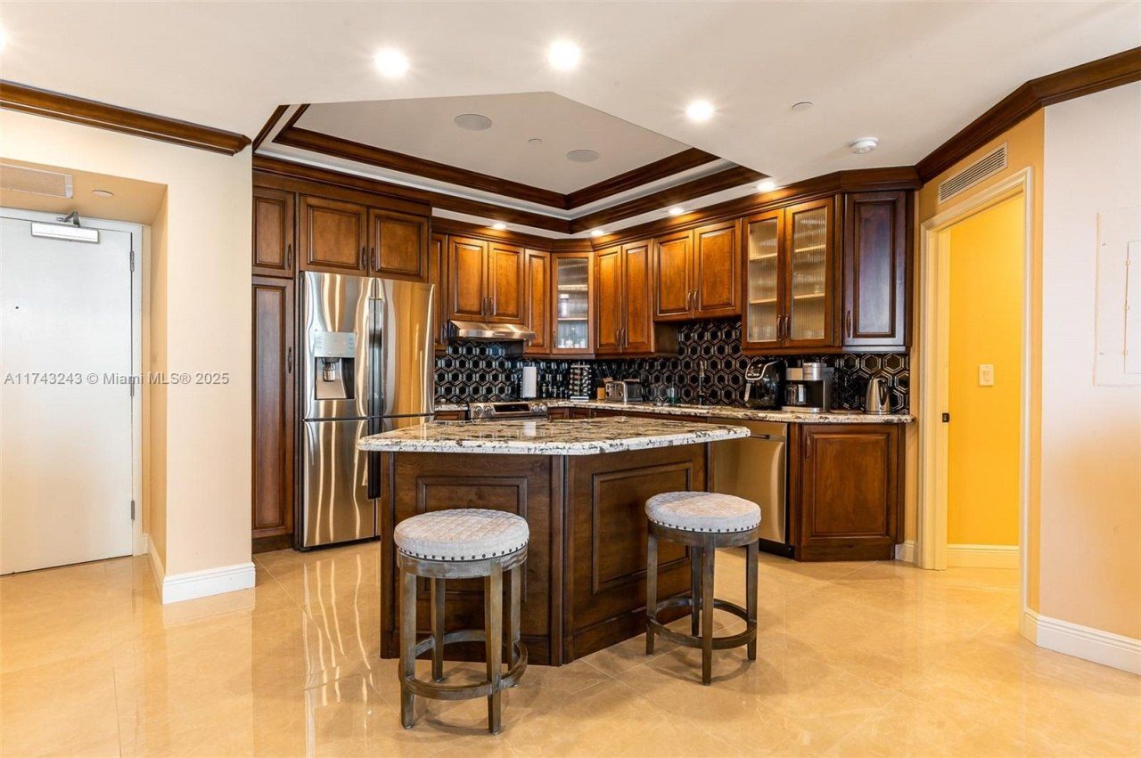 16485 Collins Ave, Unit OS35C, Sunny Isles Beach, FL 33160 Photo