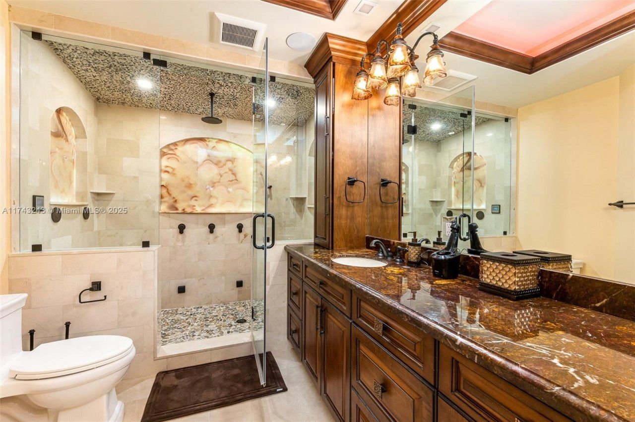 16485 Collins Ave, Unit OS35C, Sunny Isles Beach, FL 33160 Photo