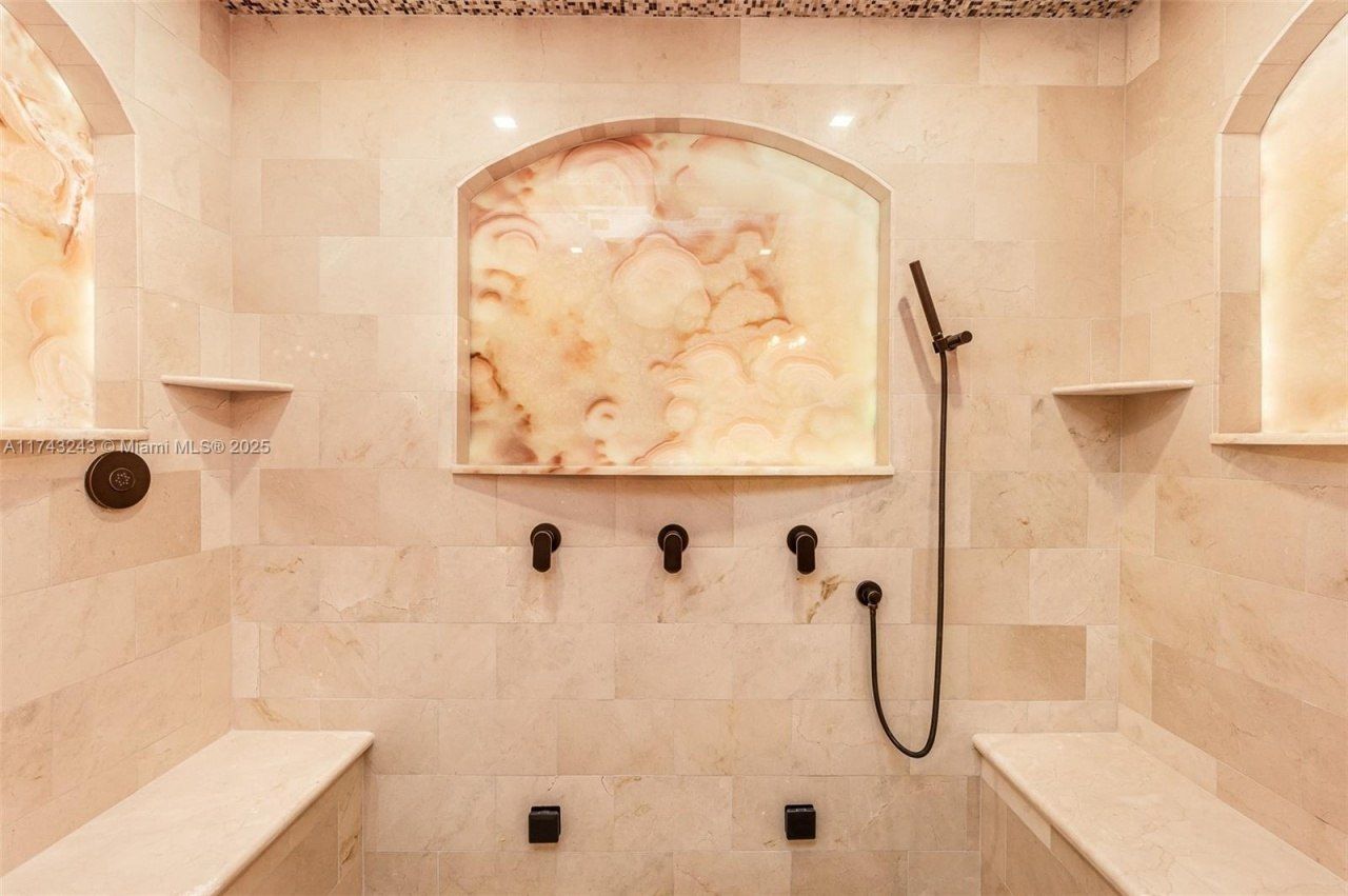 16485 Collins Ave, Unit OS35C, Sunny Isles Beach, FL 33160 Photo