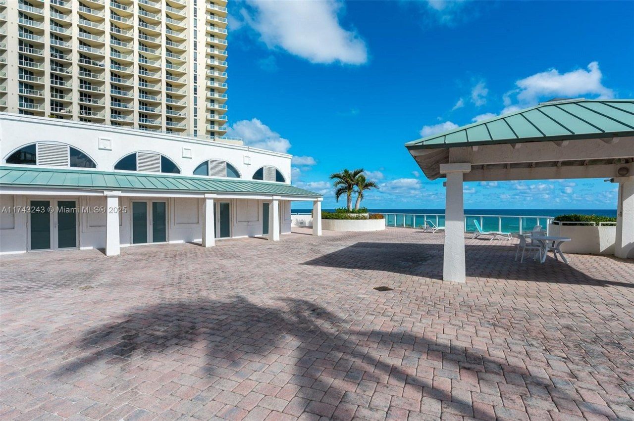 16485 Collins Ave, Unit OS35C, Sunny Isles Beach, FL 33160 Photo
