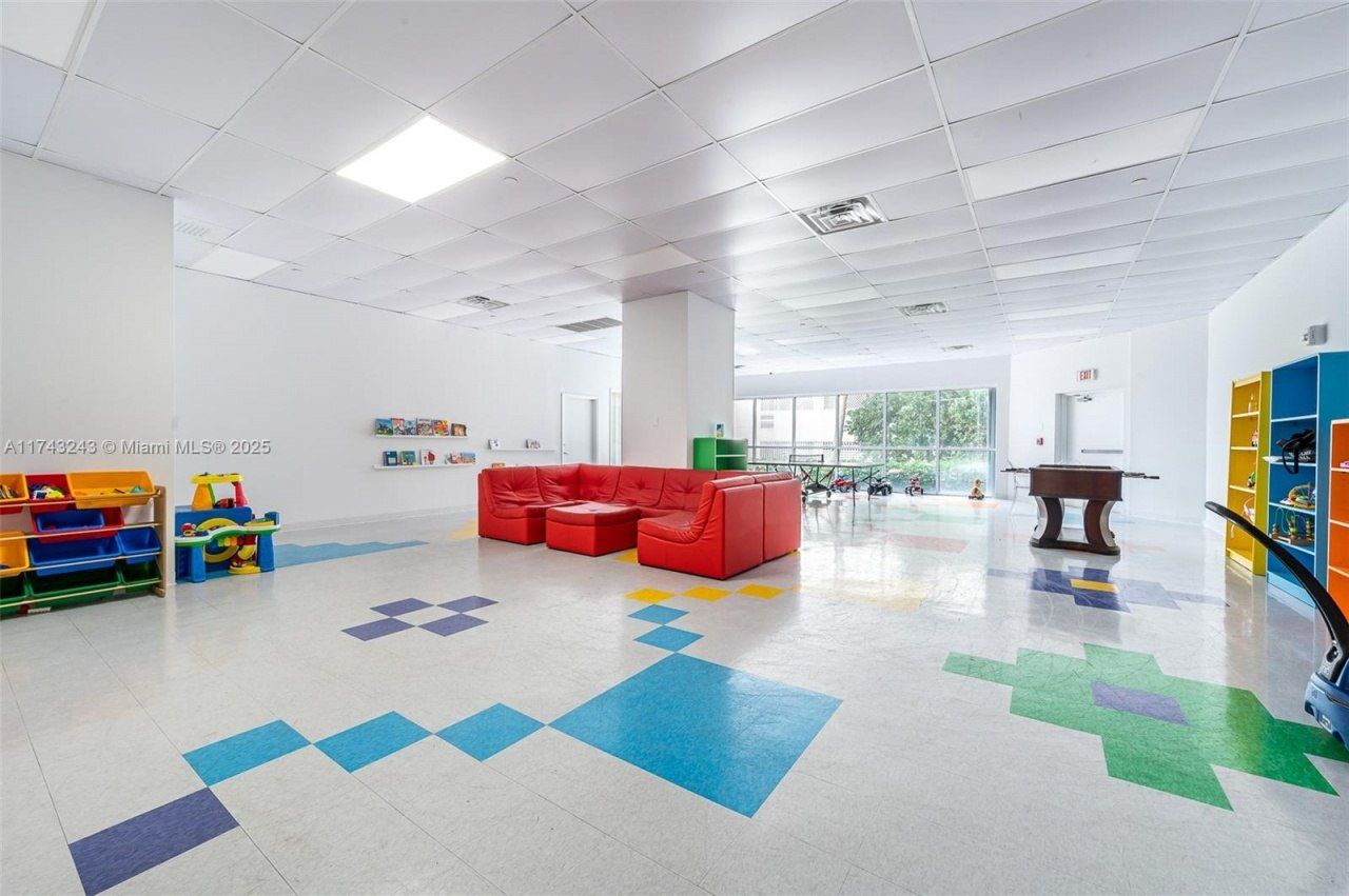 16485 Collins Ave, Unit OS35C, Sunny Isles Beach, FL 33160 Photo