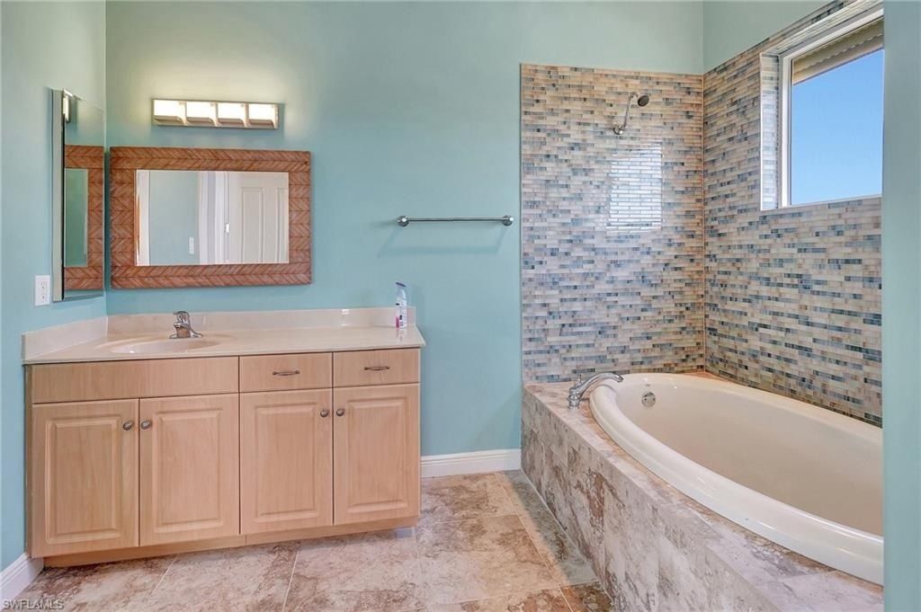 3231 Embers Pkwy W, Cape Coral, FL 33993 Photo