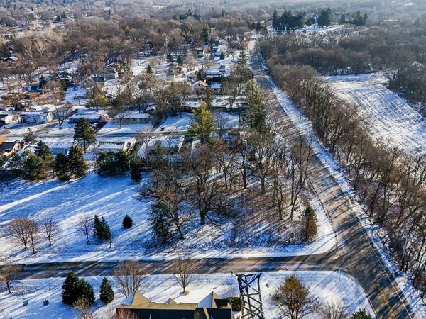 9814 River Bluff Lane, Fox River Grove, IL 60021