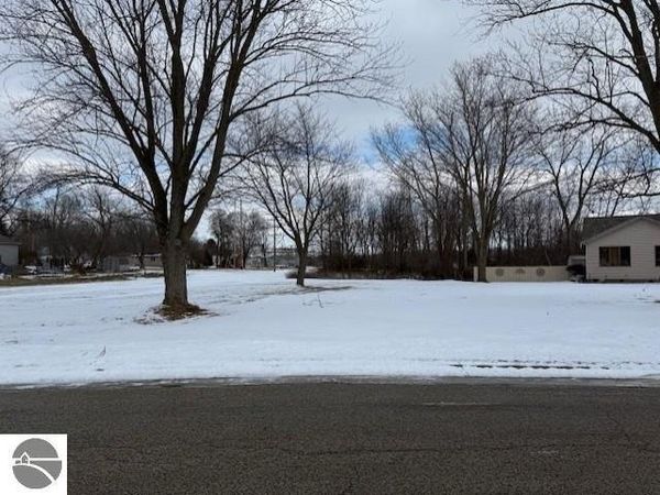 Riverview, Alma, MI 48801