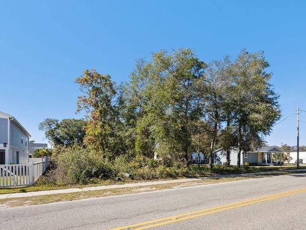 709 31st Ave. S, Atlantic Beach, SC 29582