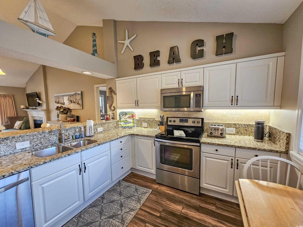 301 Myrtlewood Ct. Photo 11