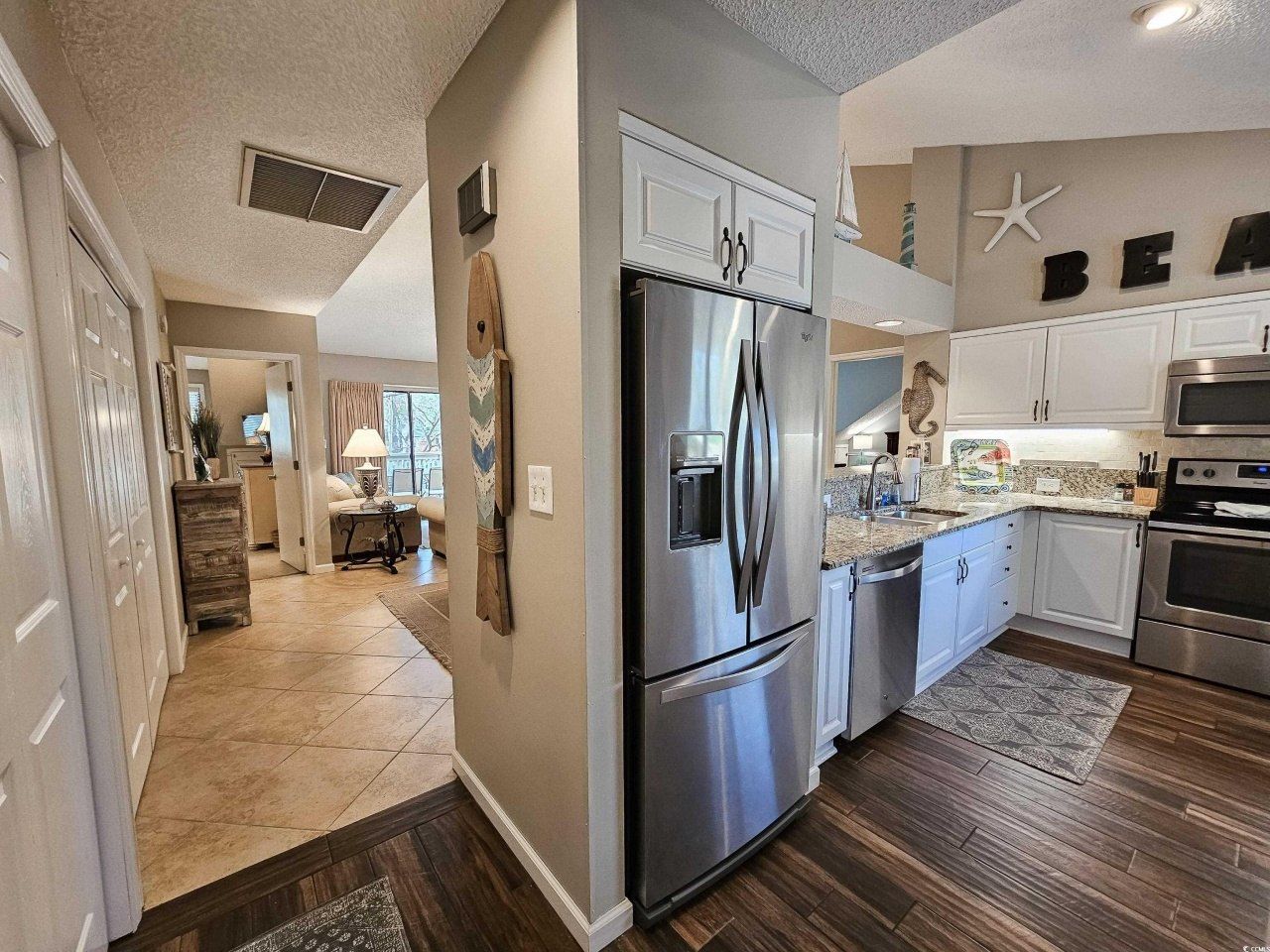 301 Myrtlewood Ct. Photo 15