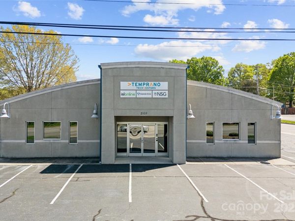 2105 Northwest Boulevard, Newton, NC 28658