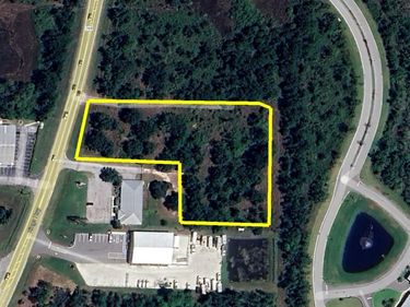 12280 SW COUNTY ROAD 769, LAKE SUZY, FL 34269