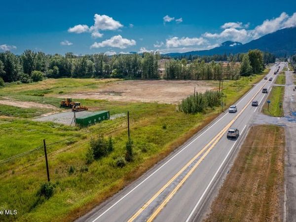 32056 Highway 200, Kootenai, ID 83840