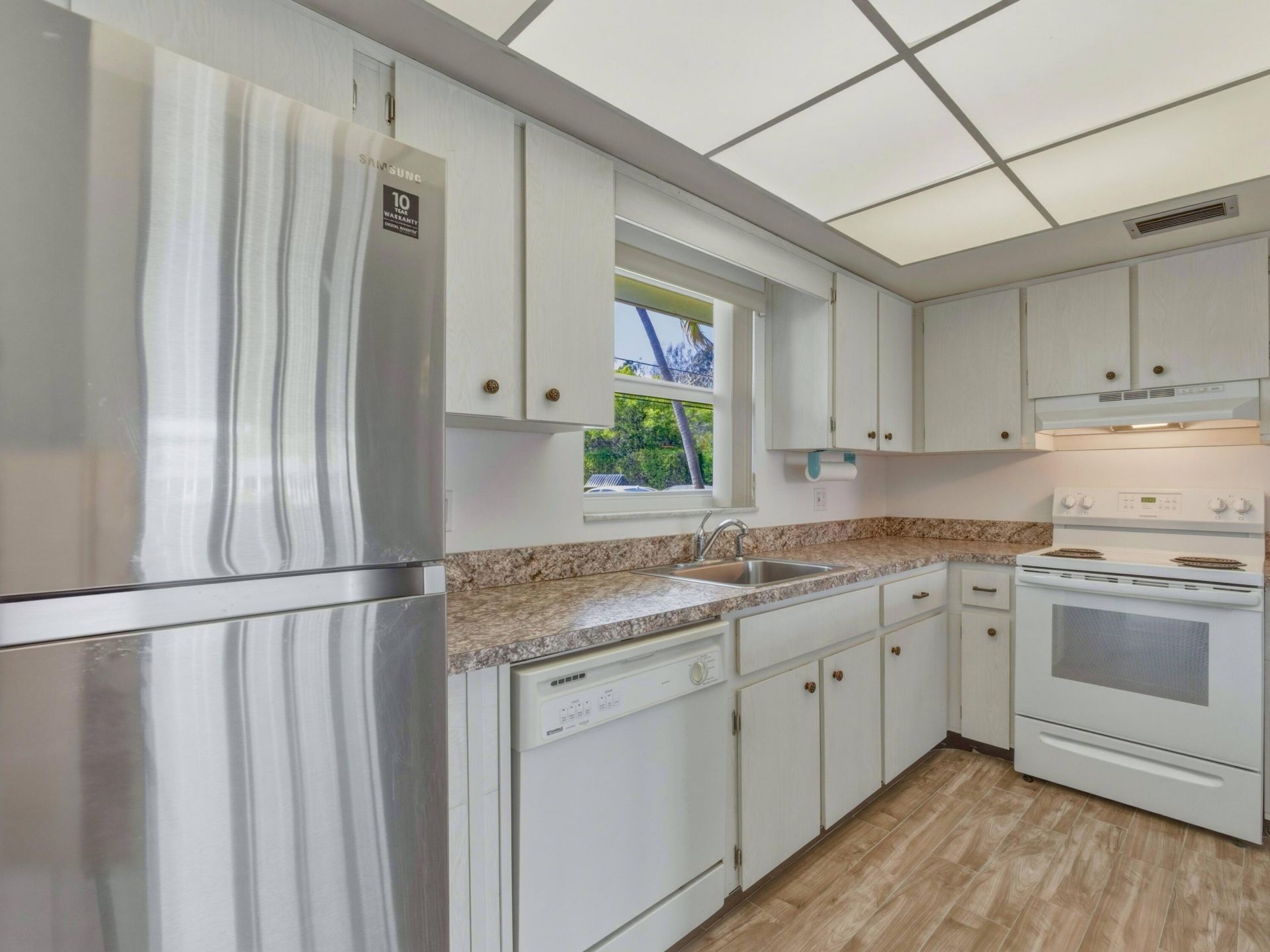 301 Circle Drive S, Unit 103, Boynton Beach, FL 33435 Photo