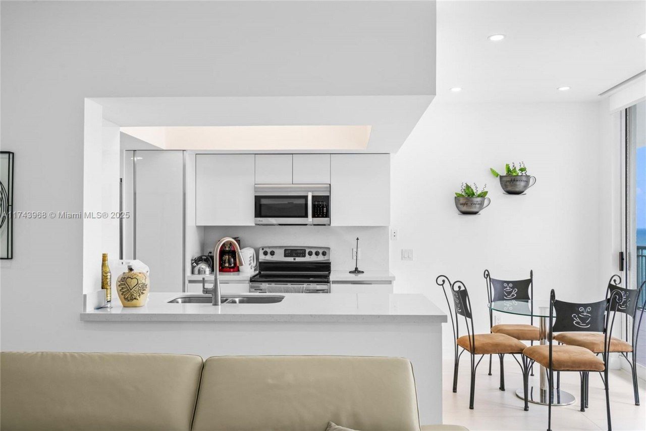 17375 Collins Ave, Unit 2603, Sunny Isles Beach, FL 33160 Photo