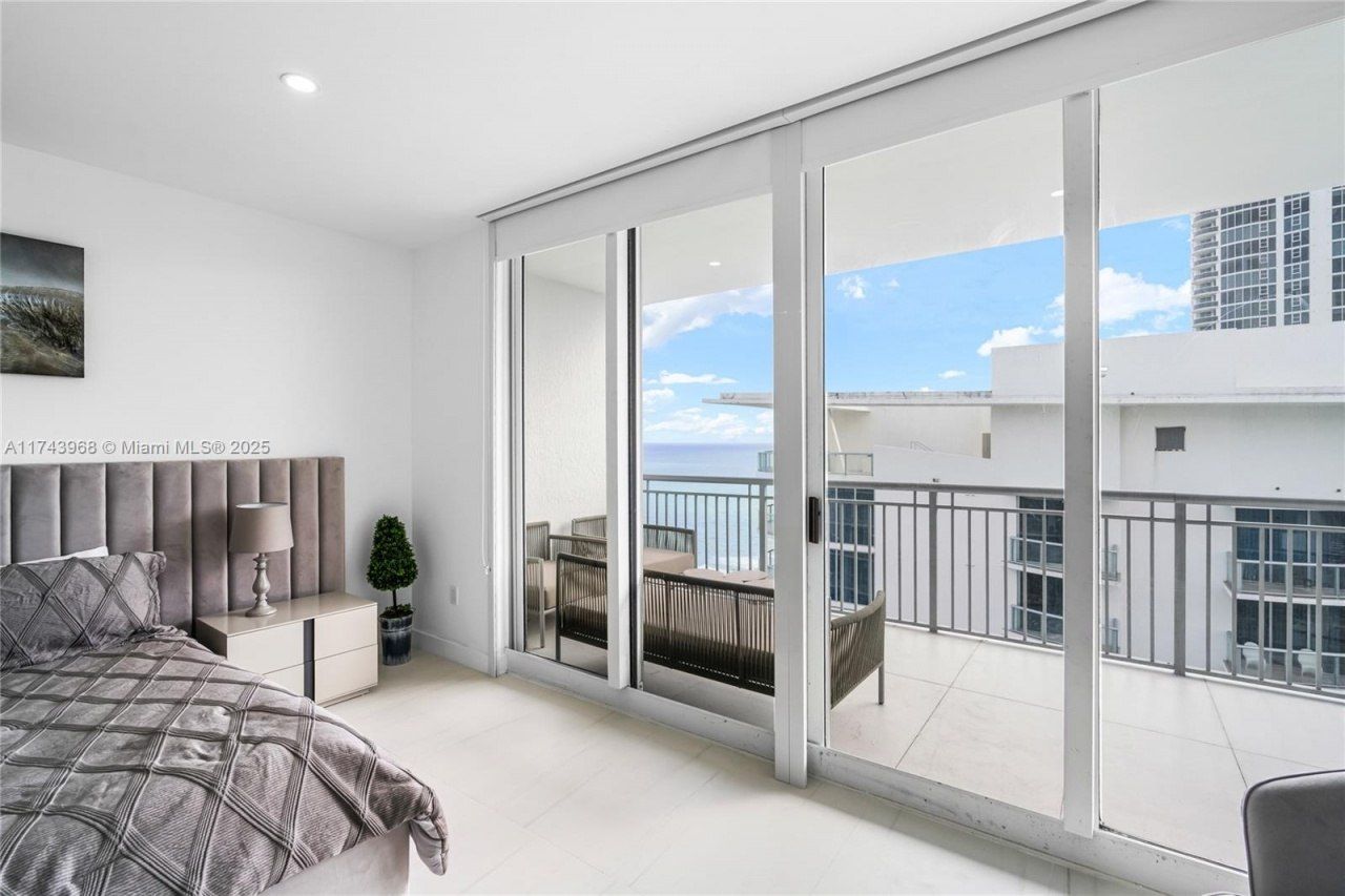 17375 Collins Ave, Unit 2603, Sunny Isles Beach, FL 33160 Photo