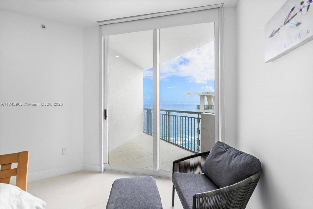 17375 Collins Ave, Unit 2603, Sunny Isles Beach, FL 33160 Photo