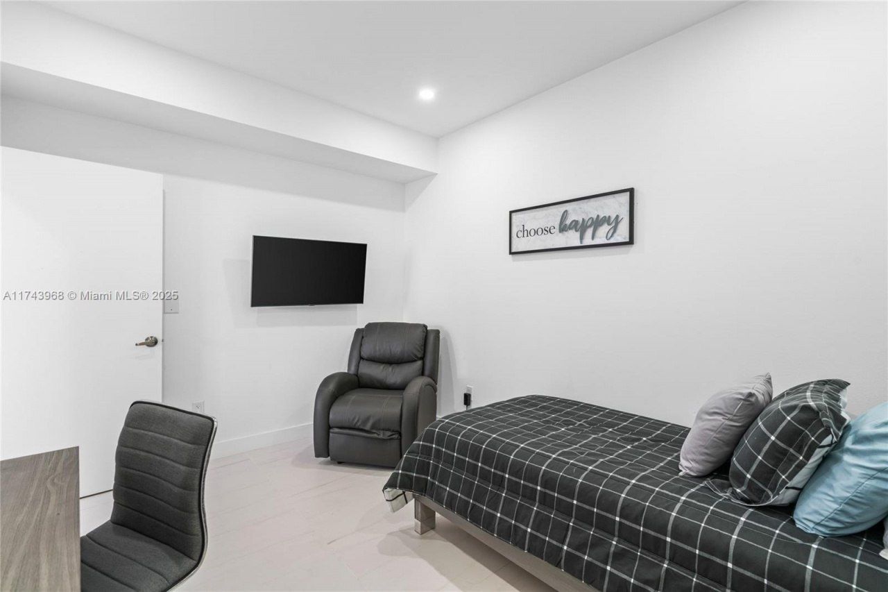 17375 Collins Ave, Unit 2603, Sunny Isles Beach, FL 33160 Photo