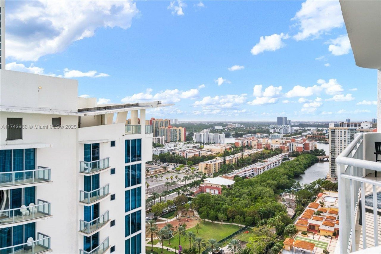 17375 Collins Ave, Unit 2603, Sunny Isles Beach, FL 33160 Photo