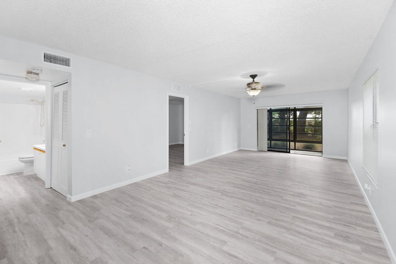 31 SW South River Dr. Drive, Unit 106, Stuart, FL 34997 Photo