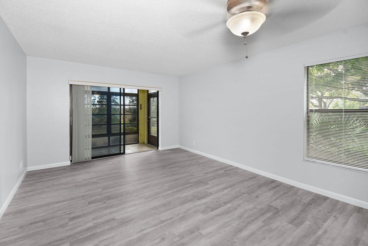 31 SW South River Dr. Drive, Unit 106, Stuart, FL 34997 Photo