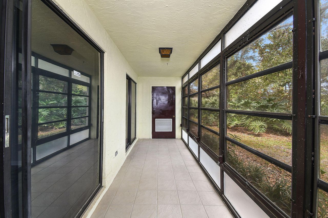 31 SW South River Dr. Drive, Unit 106, Stuart, FL 34997 Photo