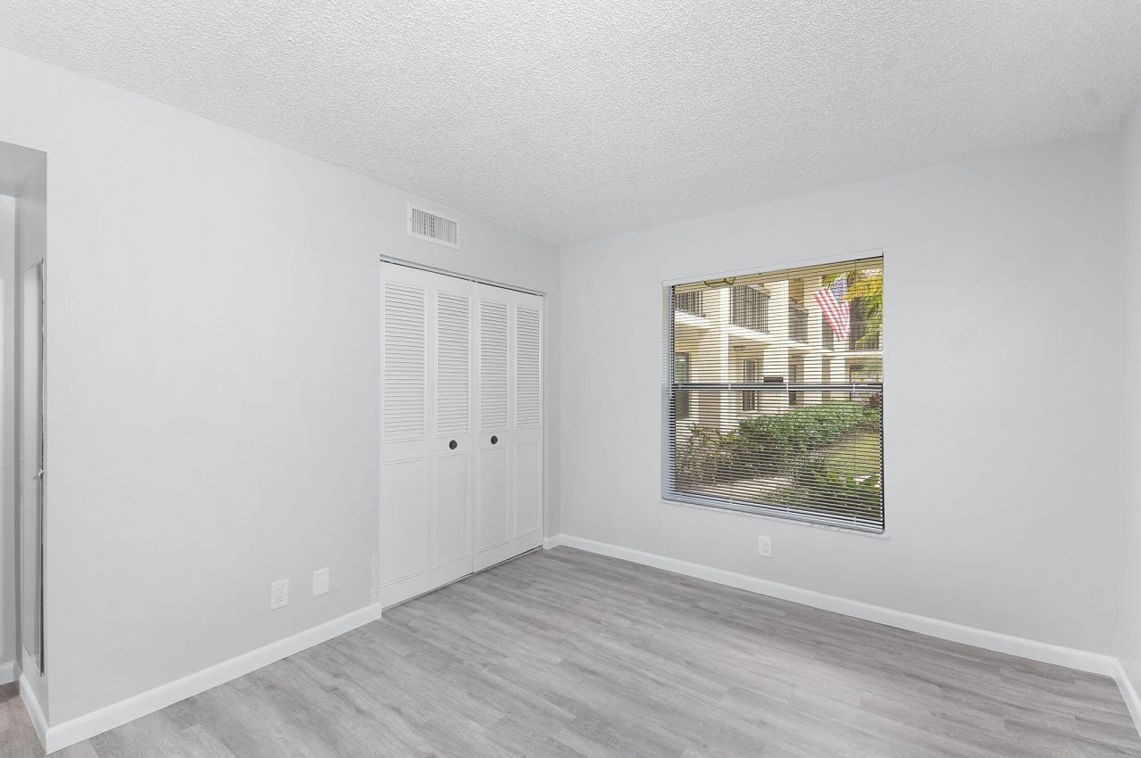 31 SW South River Dr. Drive, Unit 106, Stuart, FL 34997 Photo