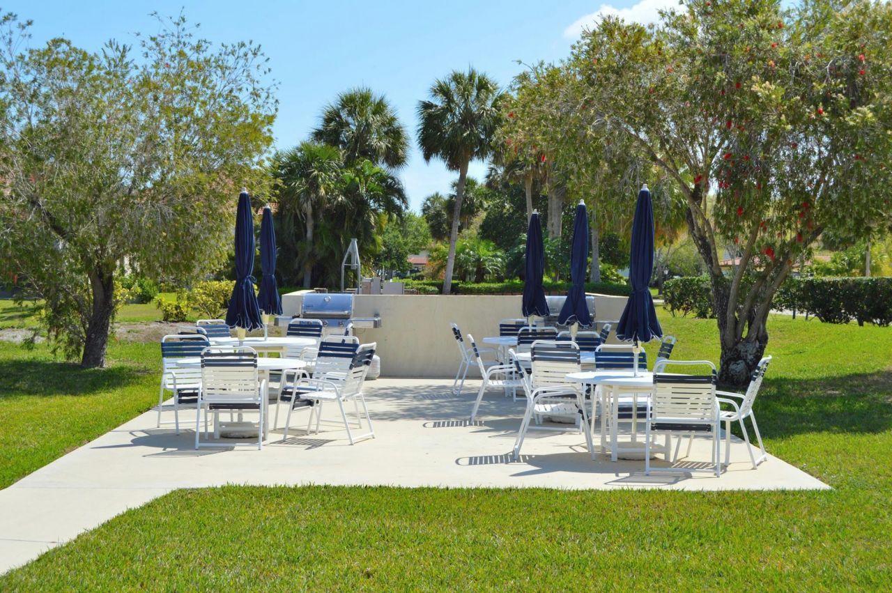 31 SW South River Dr. Drive, Unit 106, Stuart, FL 34997 Photo