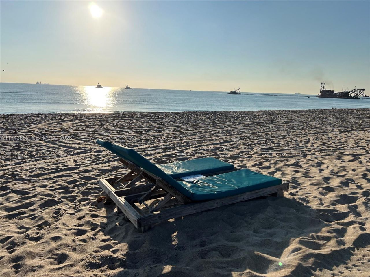 125 Ocean Ave, Unit 402, Palm Beach Shores, FL 33404 Photo