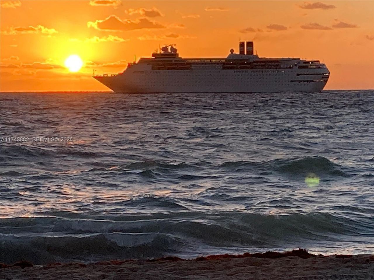 125 Ocean Ave, Unit 402, Palm Beach Shores, FL 33404 Photo