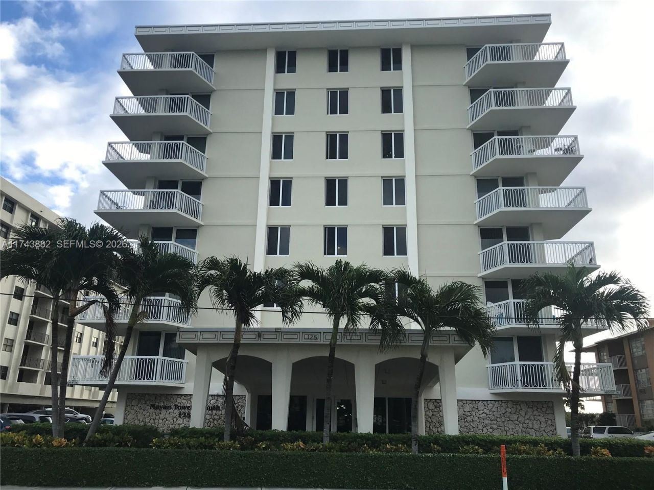 125 Ocean Ave, Unit 402, Palm Beach Shores, FL 33404 Photo