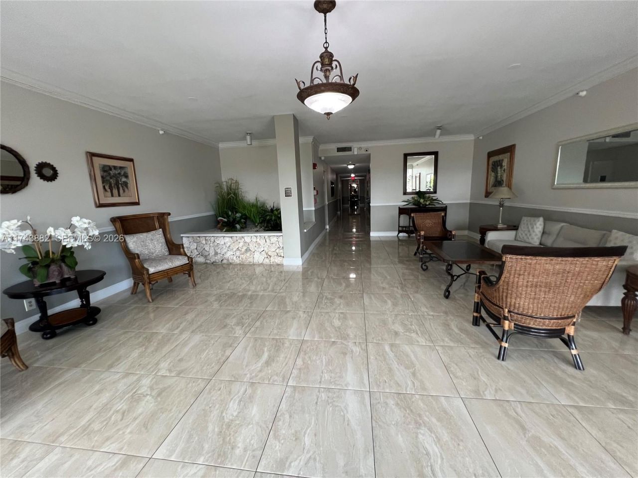 125 Ocean Ave, Unit 402, Palm Beach Shores, FL 33404 Photo