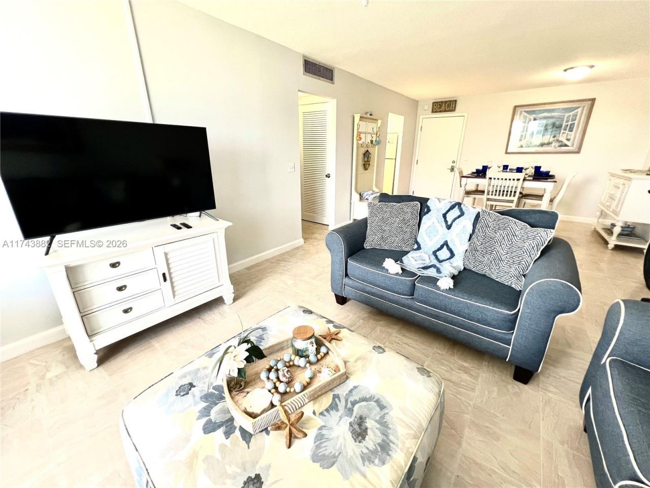 125 Ocean Ave, Unit 402, Palm Beach Shores, FL 33404 Photo