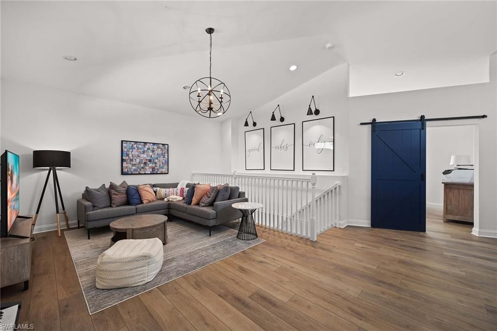 4611 Crayton Rd, Naples, FL 34103 Photo