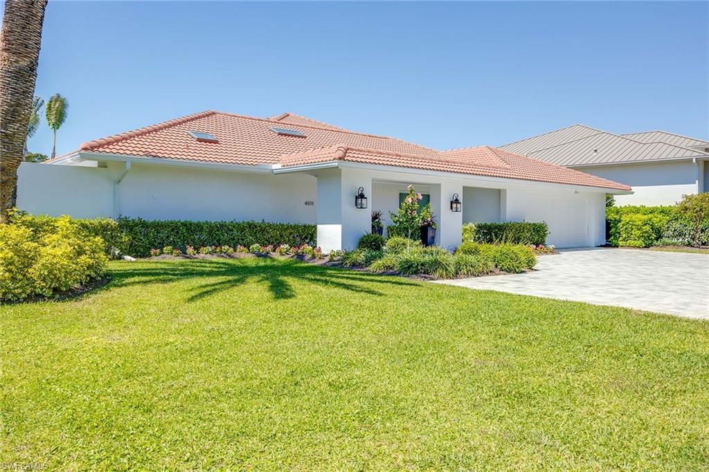 4611 Crayton Rd, Naples, FL 34103 Photo