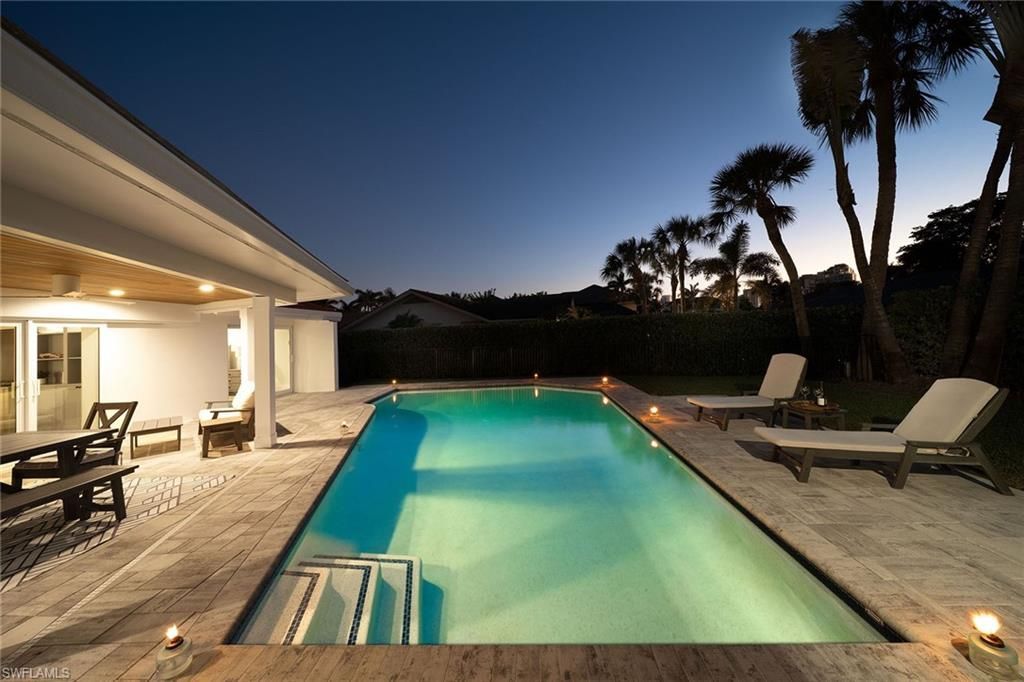 4611 Crayton Rd, Naples, FL 34103 Photo