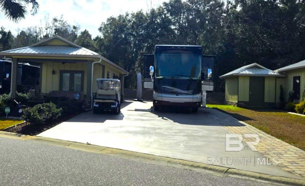 500 Portofino Loop, Foley, AL 36535 Main Photo