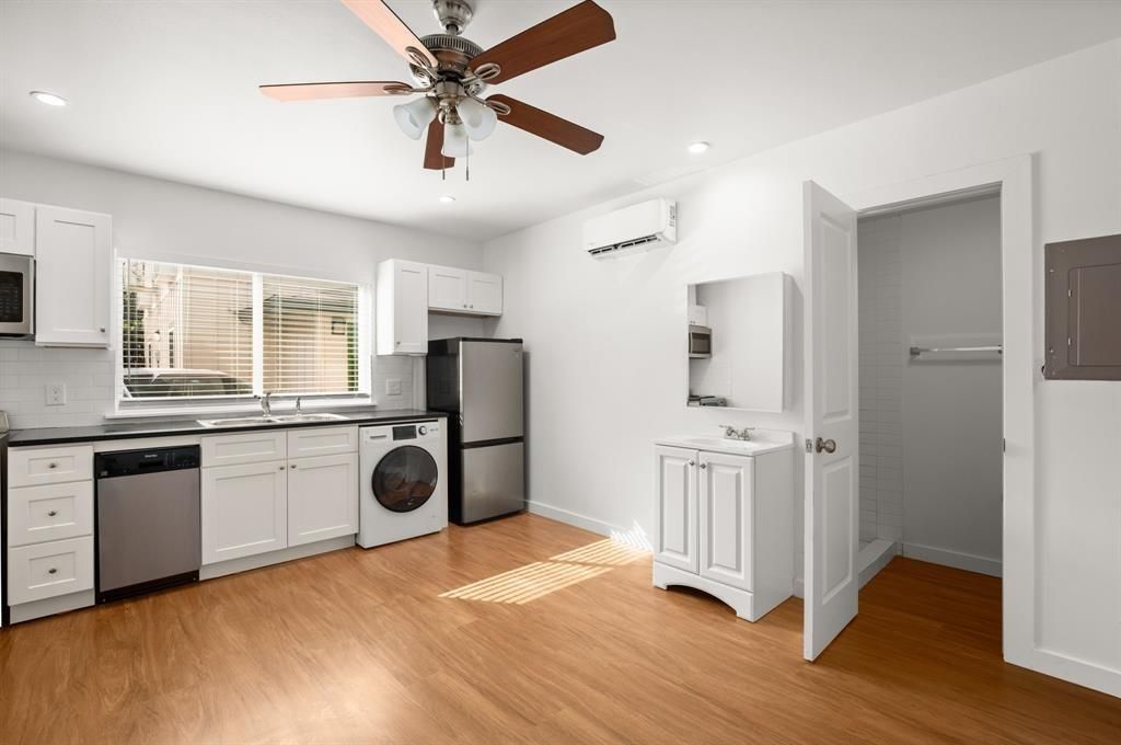 306 E 30th St, Lot #105, Austin, TX 78705 Main Photo