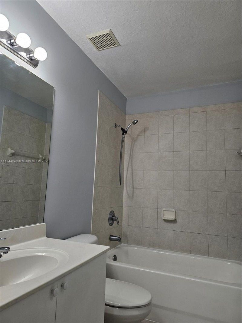 14122 SW 260th St, Unit 103, Homestead, FL 33032 Photo
