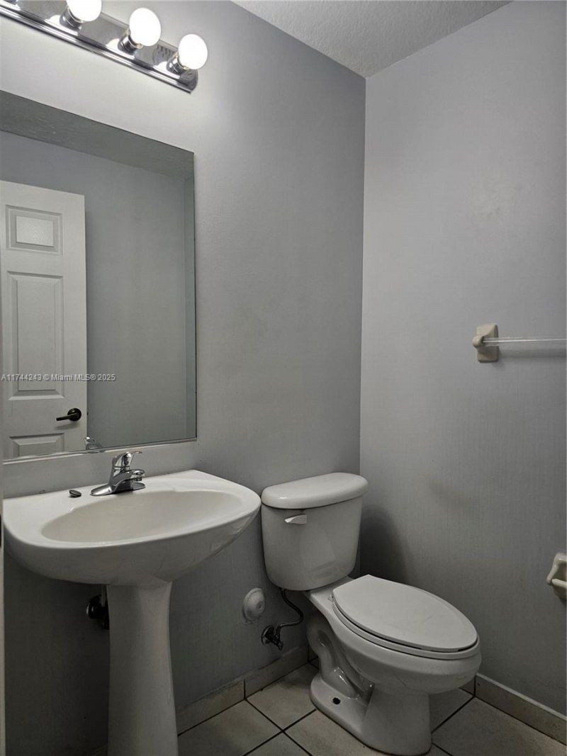 14122 SW 260th St, Unit 103, Homestead, FL 33032 Photo