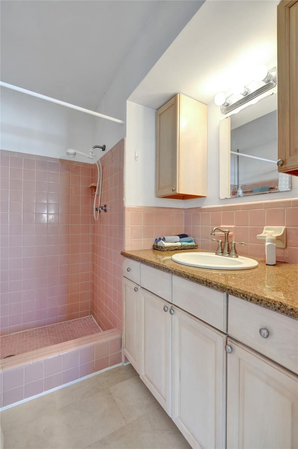 2585 SE 3rd St, Pompano Beach, FL 33062 Photo