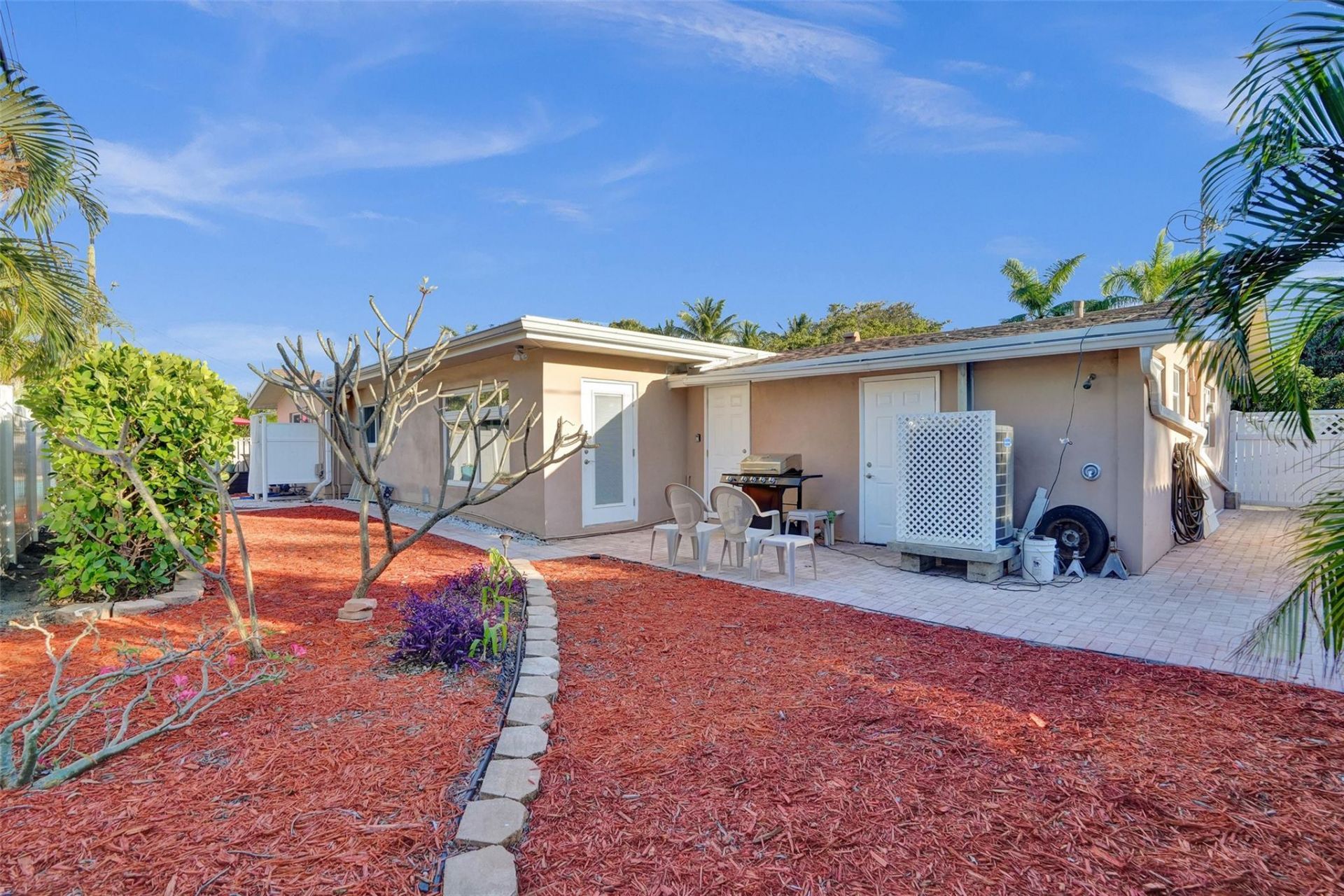 2585 SE 3rd St, Pompano Beach, FL 33062 Photo