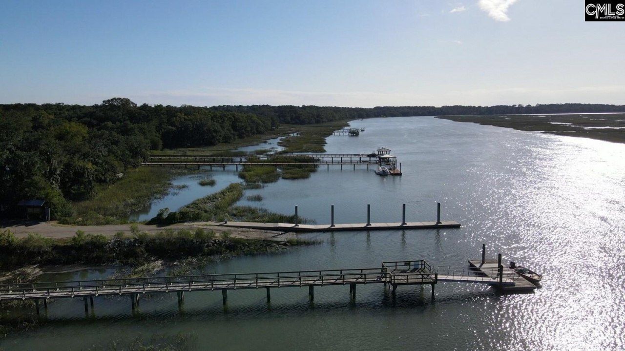 244 Sam Doyle Road Photo 8